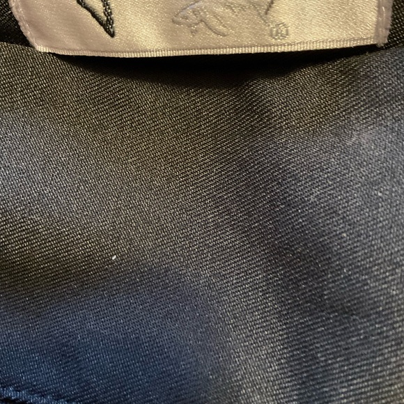 Greg Norman Black Skort - Picture 3 of 4